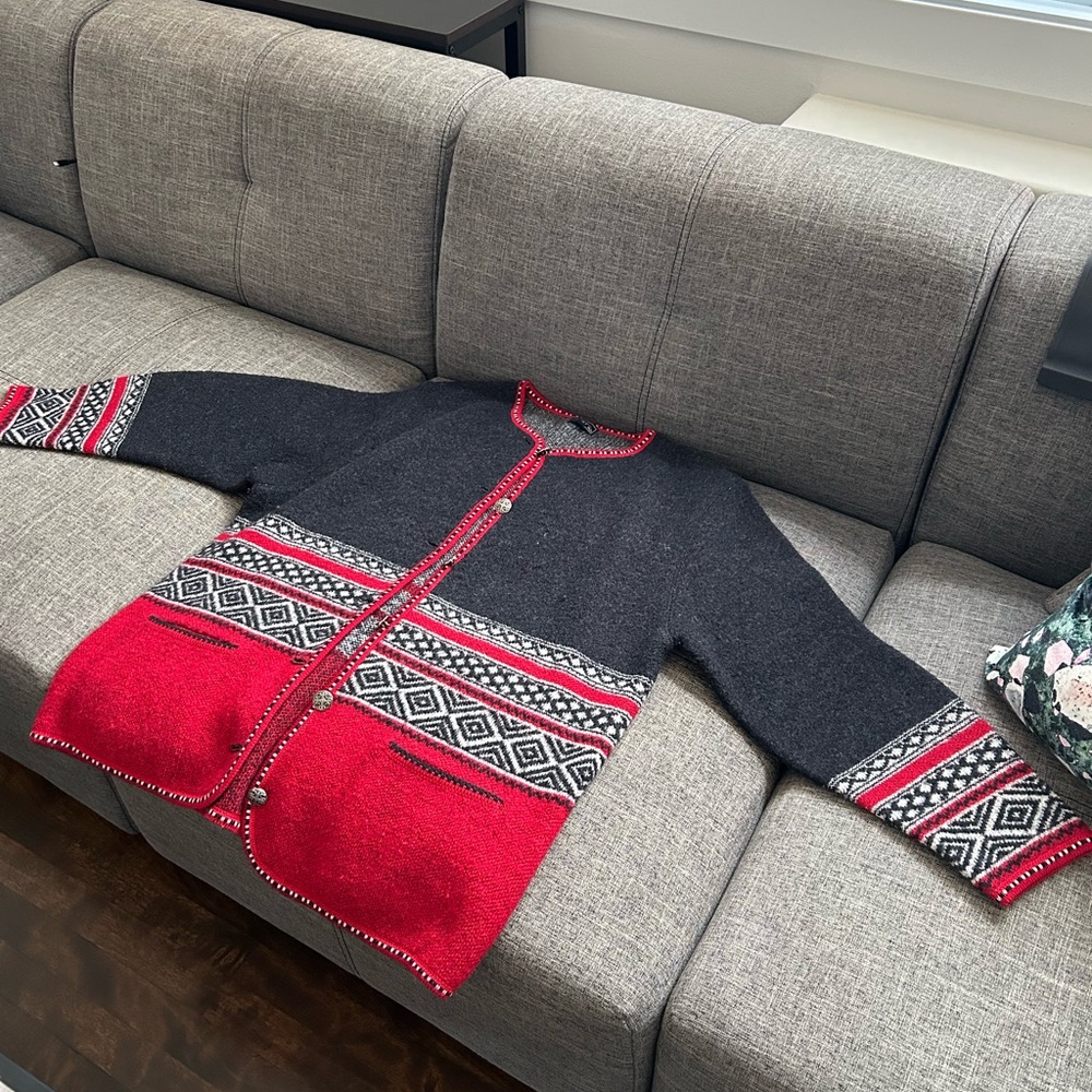 Women’s L vest